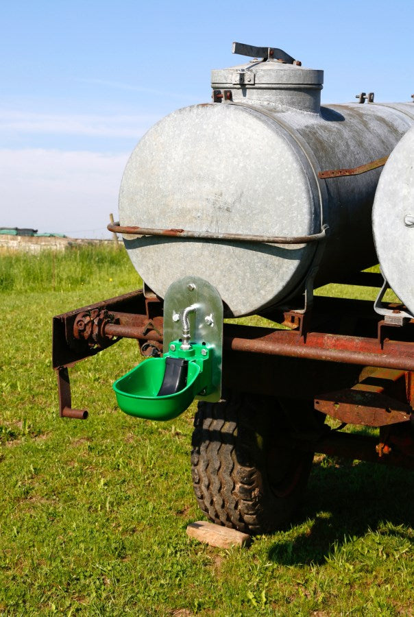 Itatótál legelői vízhordó tartályhoz