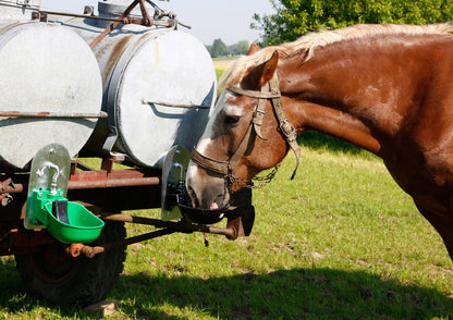 Itatótál legelői vízhordó tartályhoz