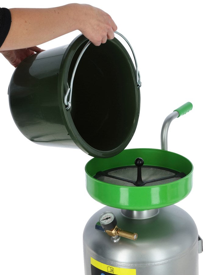 Univerzális (mész) permetező spray