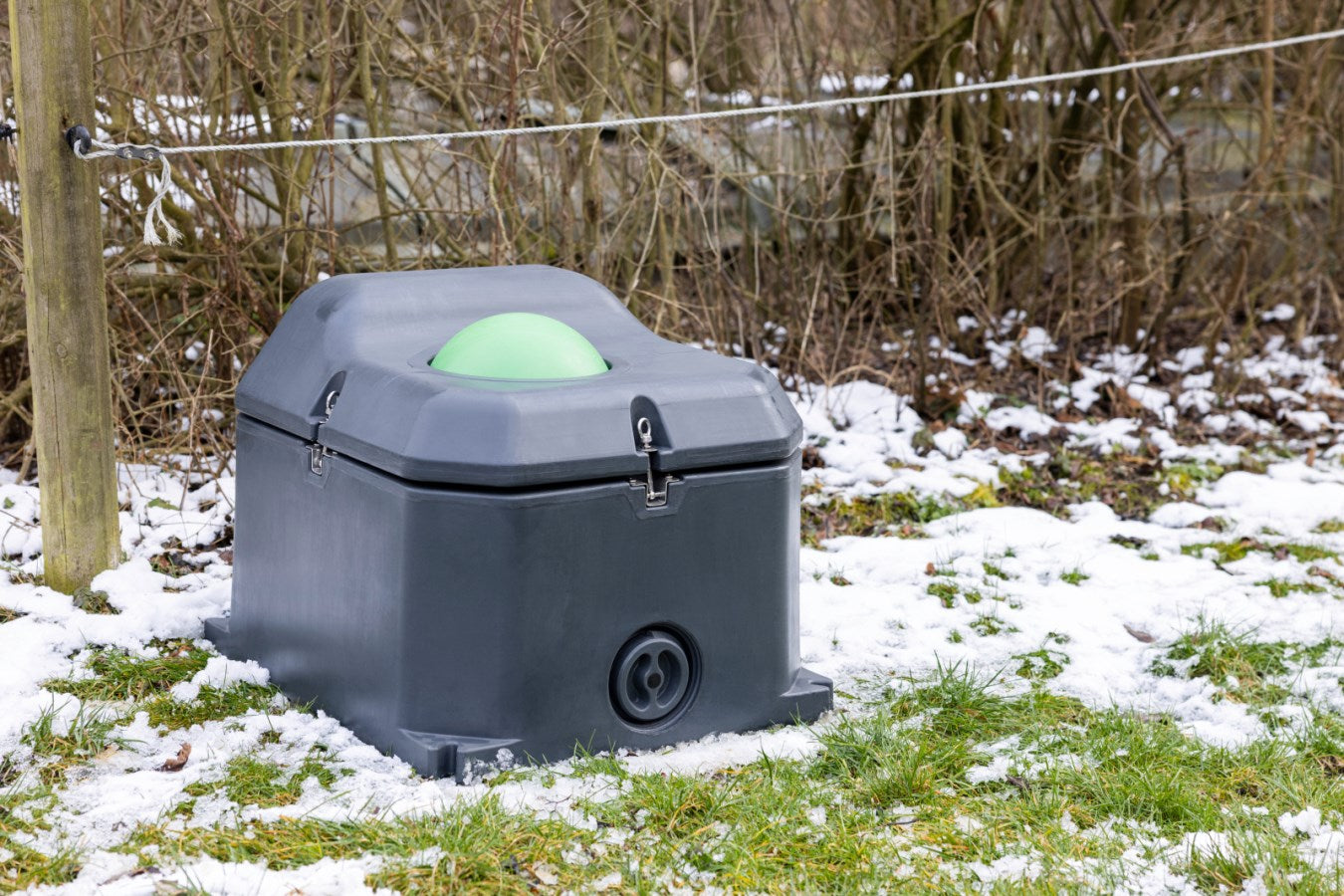 Hőszigetelt itatóvályú