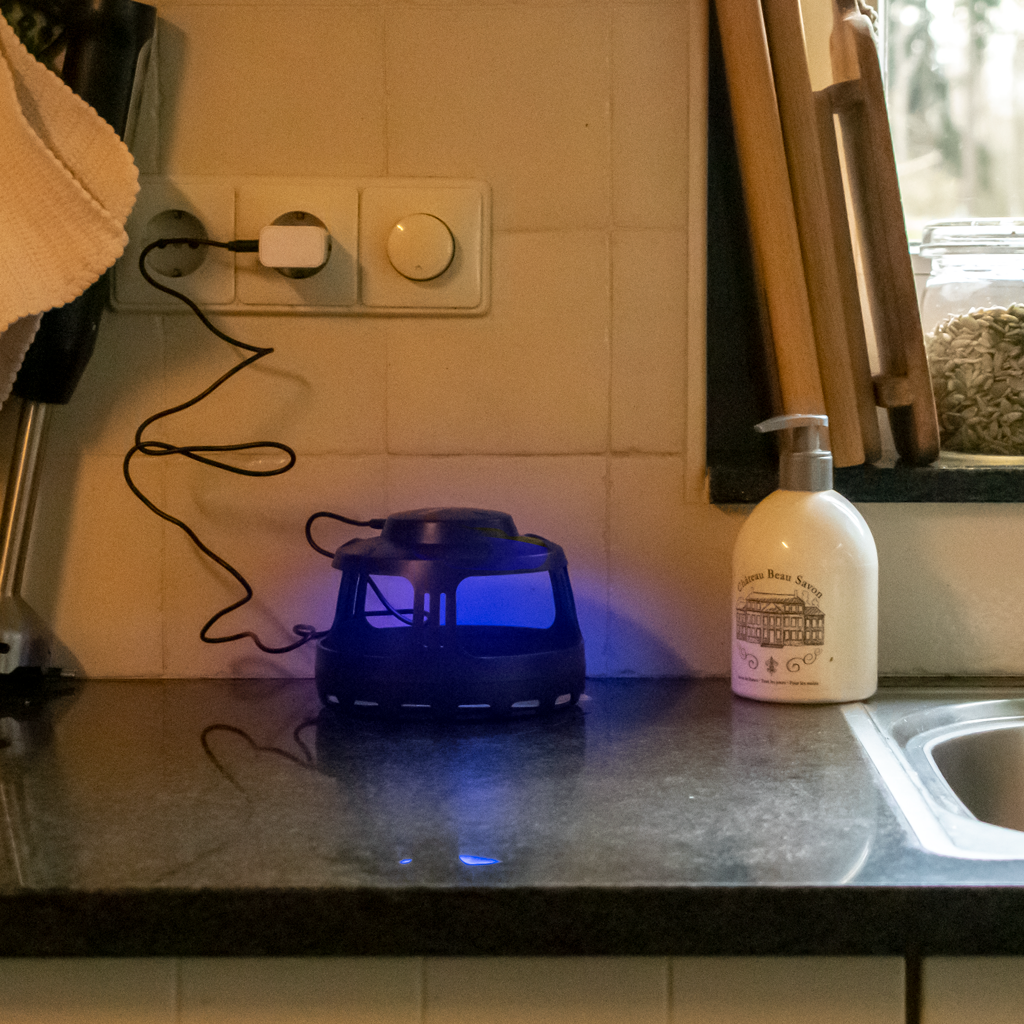 Knock Pest Insect Trap