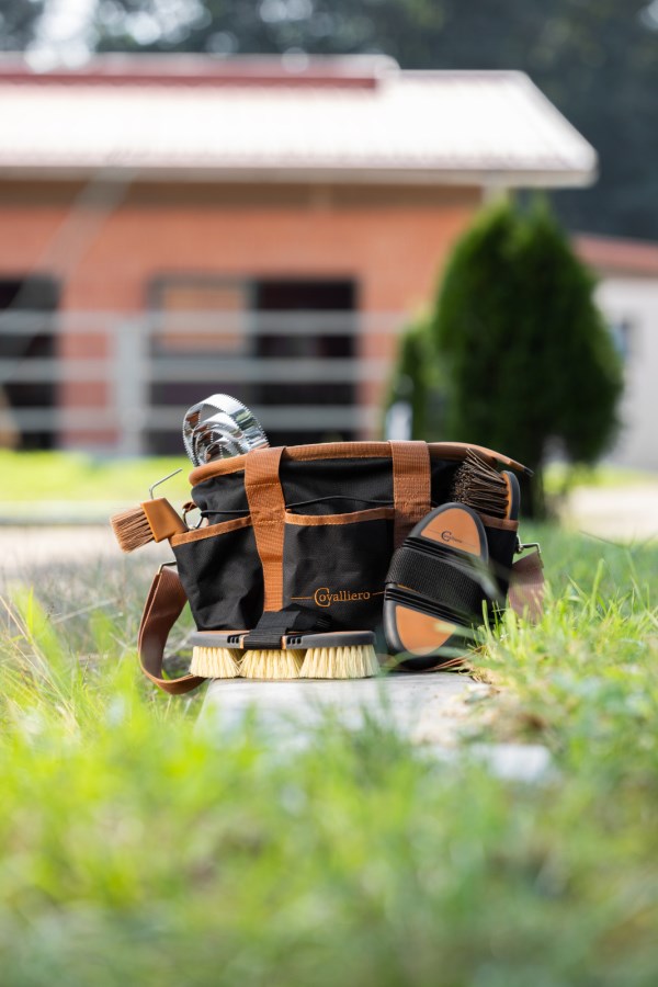 Covalliero Grooming Bag Black